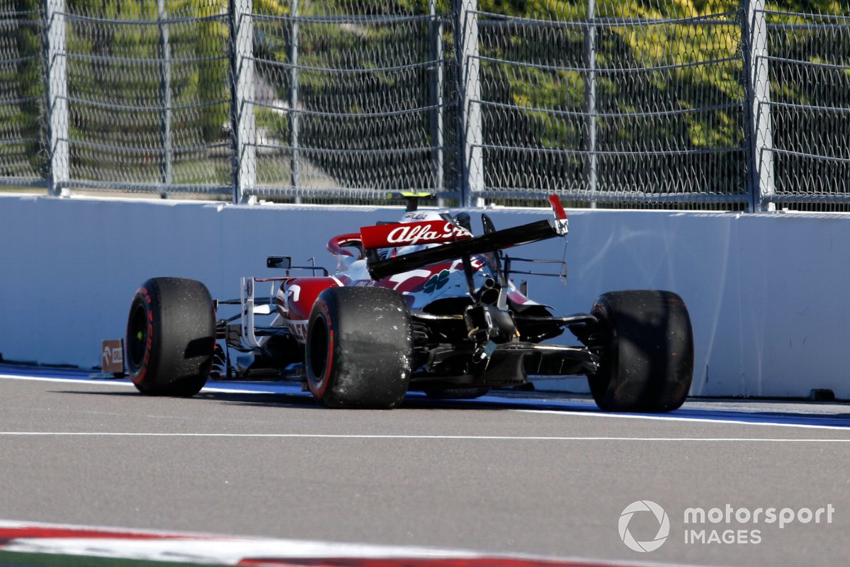 Antonio Giovinazzi, Alfa Romeo Racing C41 s'écrase pendant les essais