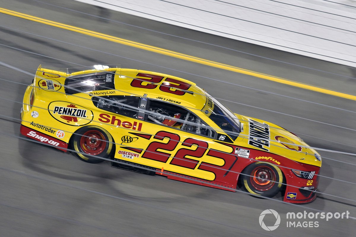 Joey Logano, Team Penske, Ford Mustang Shell Pennzoil