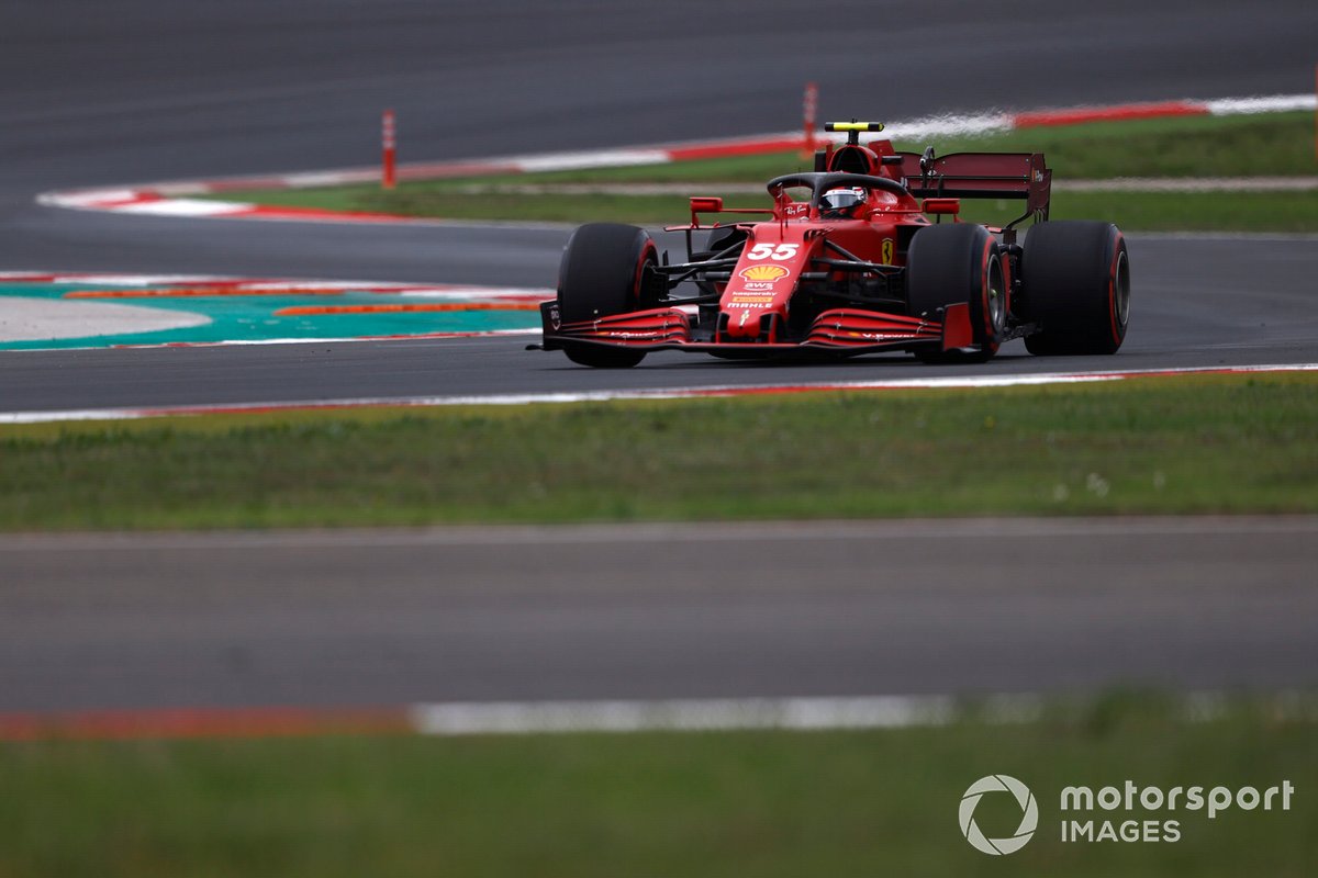 Carlos Sainz Jr., Ferrari SF21