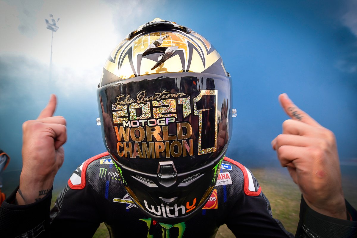 Champion du monde Fabio Quartararo, Yamaha Factory Racing célèbre