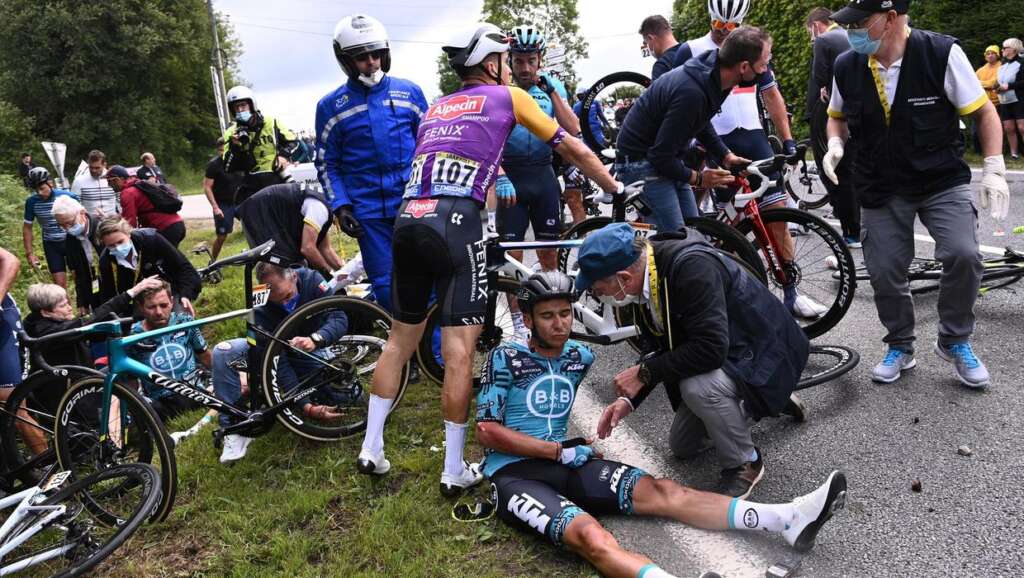 Les procureurs exigent une peine de prison pour le spectateur qui a causé le carambolage du Tour de France