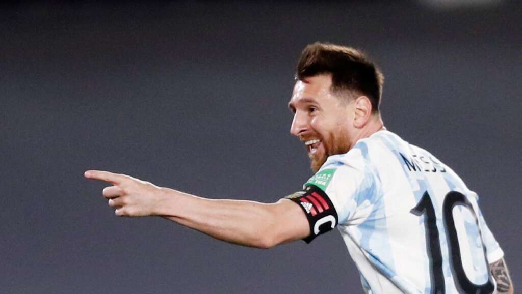 Lionel Messi marque un but inhabituel pour l’Argentine alors qu’il atteint la barre des 80 buts internationaux