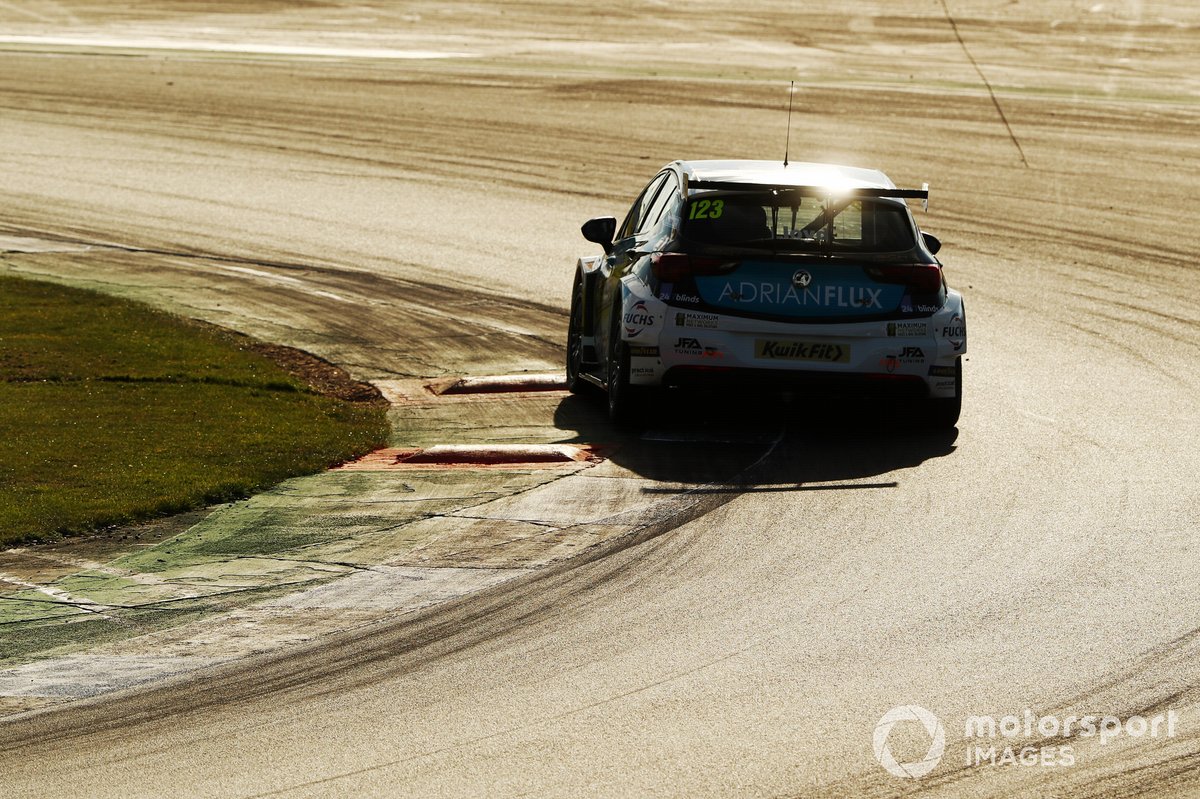 Dan Lloyd, Power Maxed Racing Opel Astra 