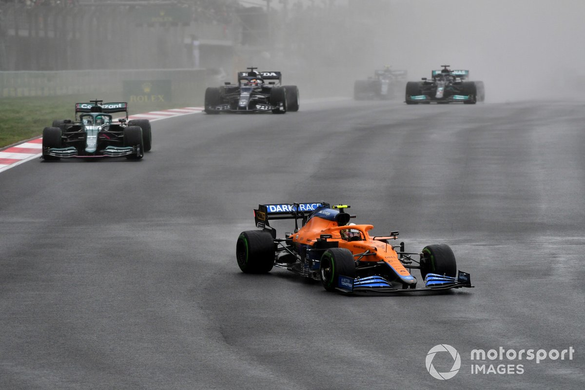 Lando Norris, McLaren MCL35M, Lance Stroll, Aston Martin AMR21 et Yuki Tsunoda, AlphaTauri AT02