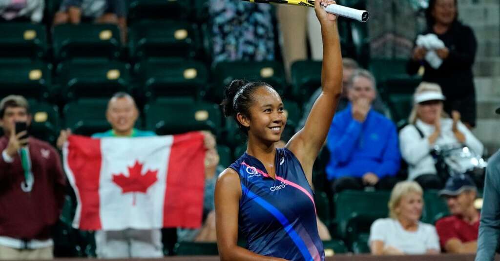 À Indian Wells, Leylah Fernandez gagne et Emma Raducanu perd