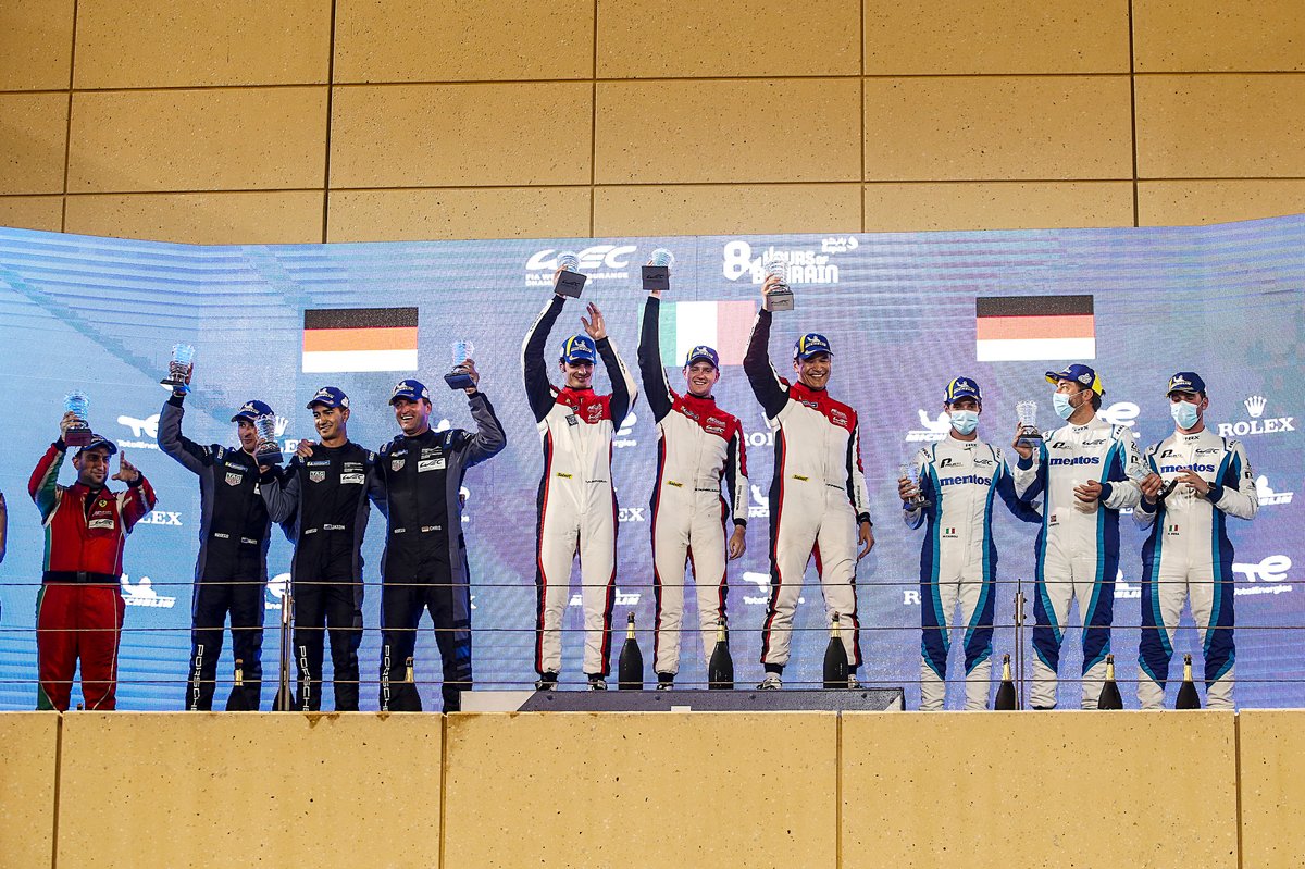 Podium GTE AM : Vainqueur de la course #83 AF Corse Ferrari 488 GTE Evo : François Perrodo, Nicklas Nielsen, Alessio Rovera, deuxième place #77 Dempsey-Proton Racing Porsche 911 RSR - 19 : Christian Ried, Jaxon Evans, Matt Campbell, troisième place # 56 Team Project 1 Porsche 911 RSR - 19 : Egidio Perfetti, Matteo Cairoli, Riccardo Pera