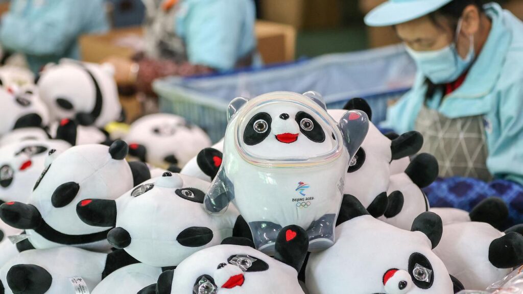 Jeux olympiques d’hiver de Pékin 2022 : la mascotte Bing Dwen Dwen dévoilée sur Twitter